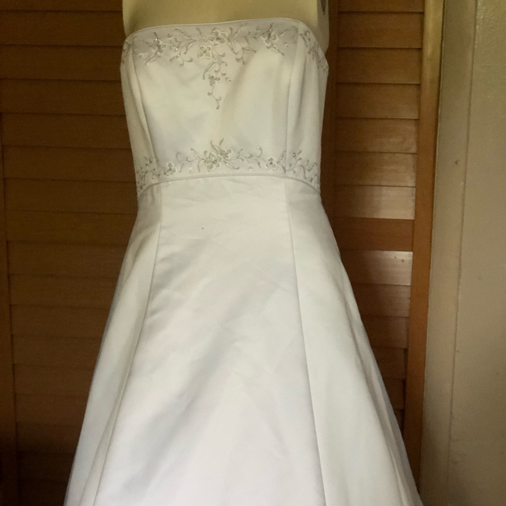 White Wedding Dress With